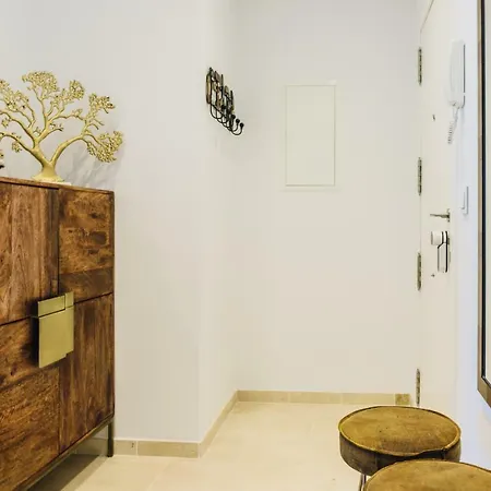 Apartment First Line Sea View *