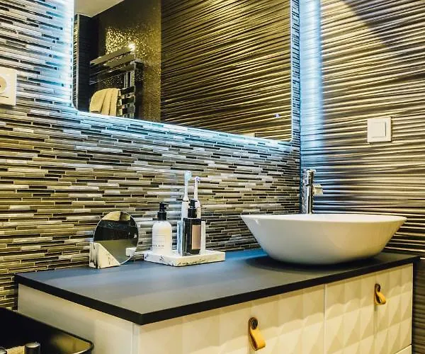 First Line Sea View Lejlighed Estepona