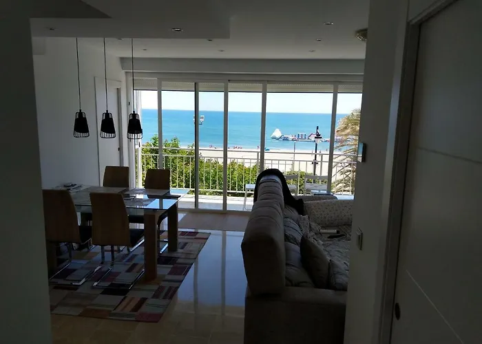 First Line Sea View *