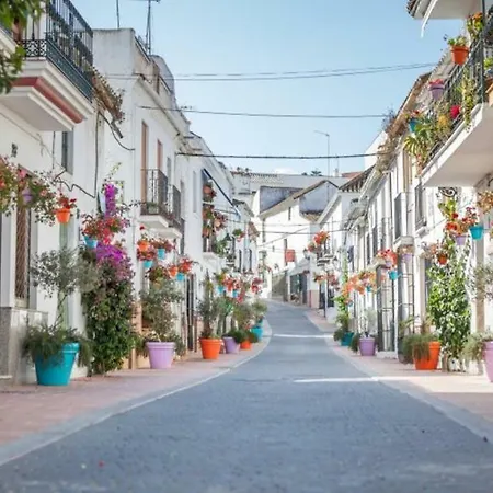 Апартаменты First Line Sea View