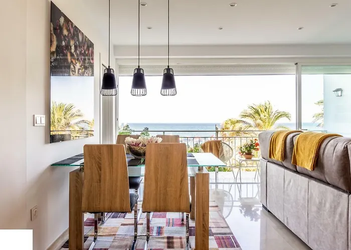 First Line Sea View * Estepona