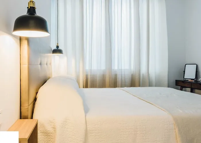 First Line Sea View Appartement *