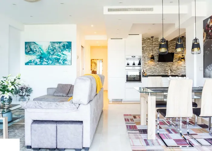 Appartement First Line Sea View