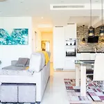 Appartement First Line Sea View