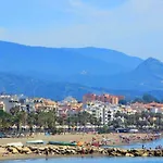 Appartement First Line Sea View *