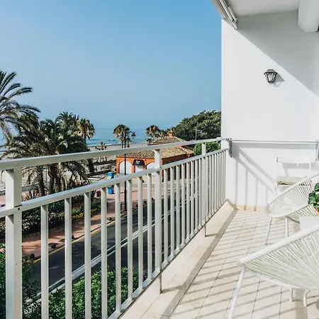 Appartement First Line Sea View